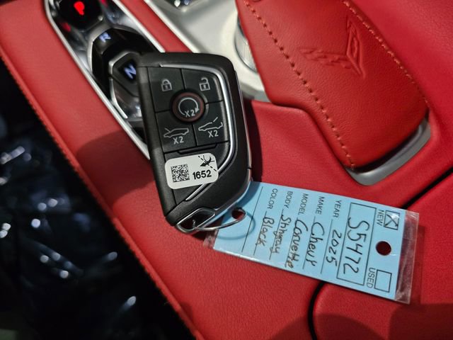 New 2025 Chevrolet Corvette Stingray Preferred Cpe w/ 2LT image 22
