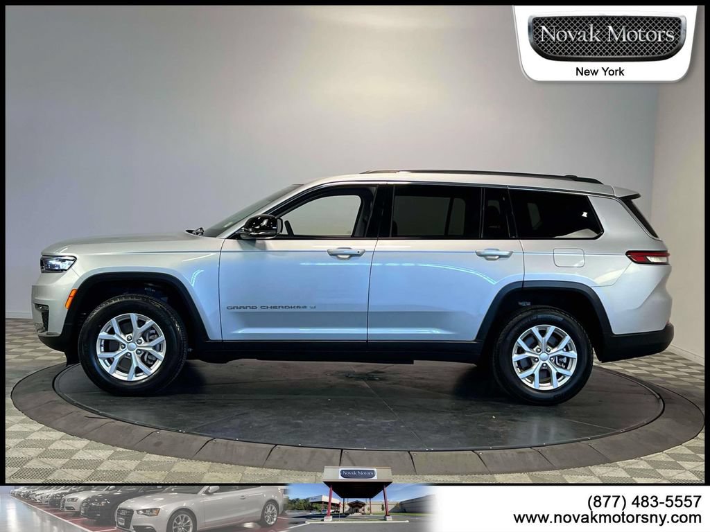 Used 2023 Jeep Grand Cherokee L Limited AWD/4WD image 5