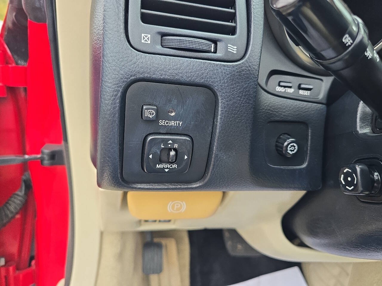 Used 2002 Lexus SC 430 Convertible RWD image 40