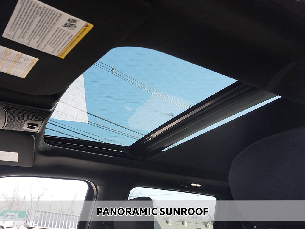 Used 2019 Ford F150 XLT w/ Equipment Group 302A Luxury image 4