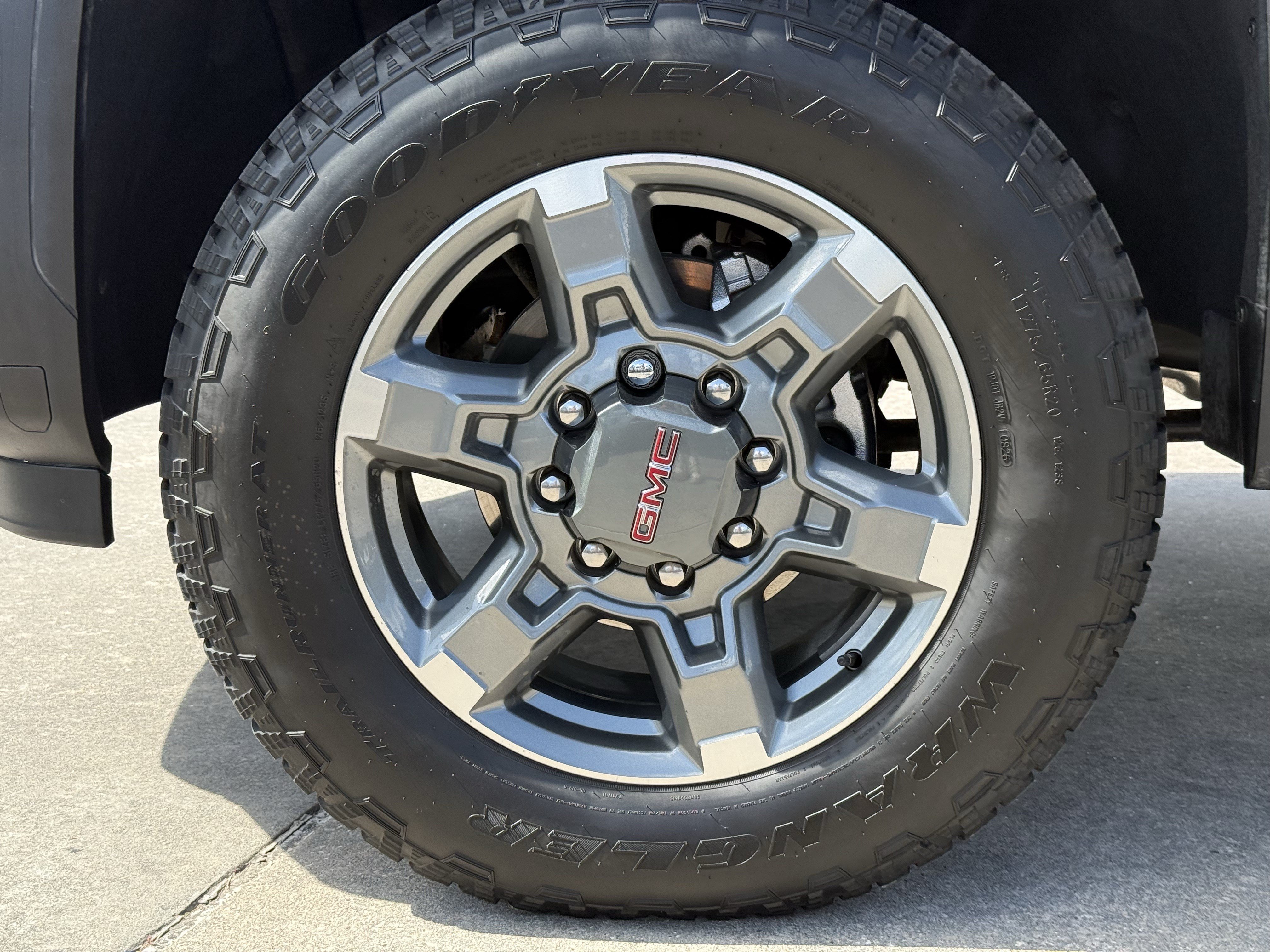 Used 2026 GMC Sierra 2500 SLT w/ Texas SLT Premium Package AWD/4WD image 12