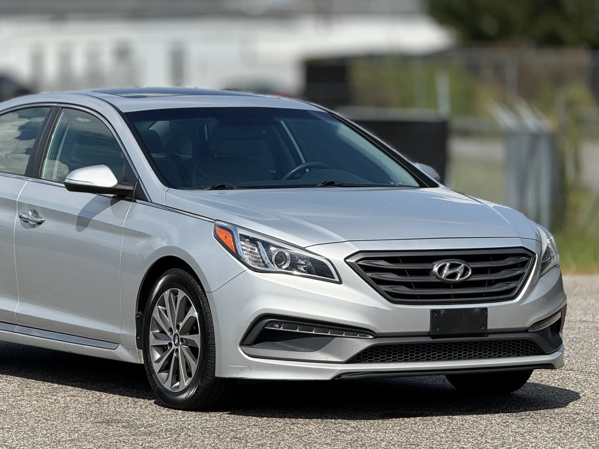 Used 2016 Hyundai Sonata Sport w/ Option Group 03 FWD image 15
