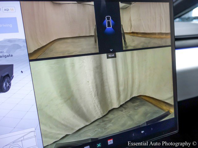 Used 2024 Tesla Cybertruck AWD Crew Cab image 18