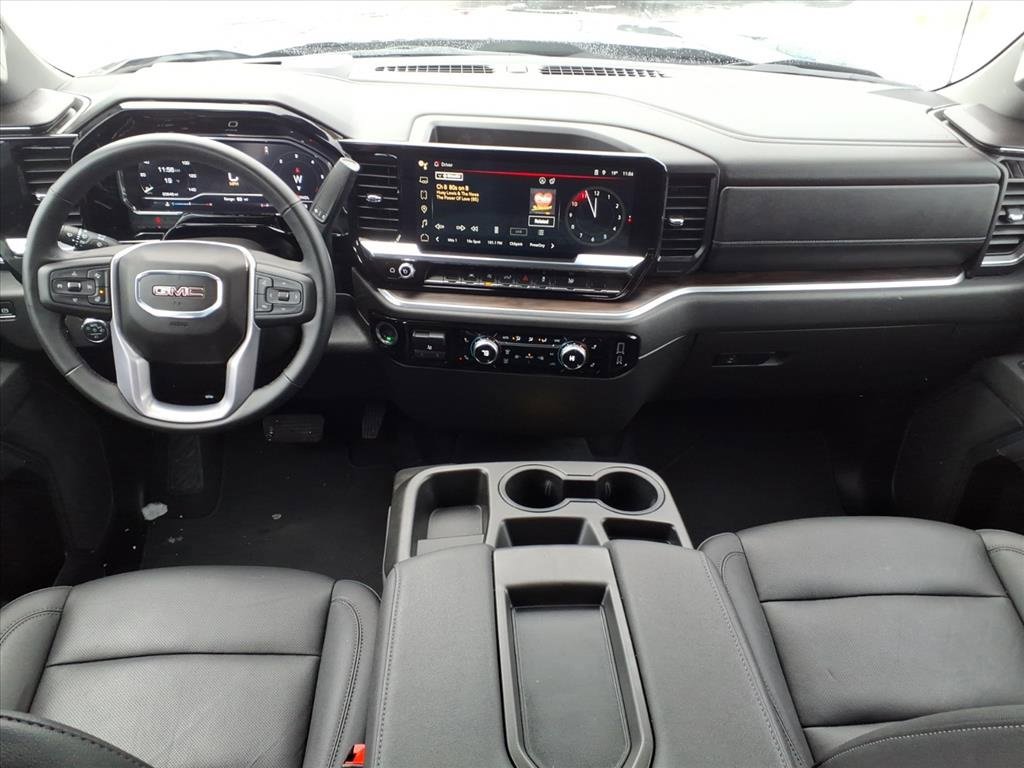 Certified 2025 GMC Sierra 1500 SLT image 17