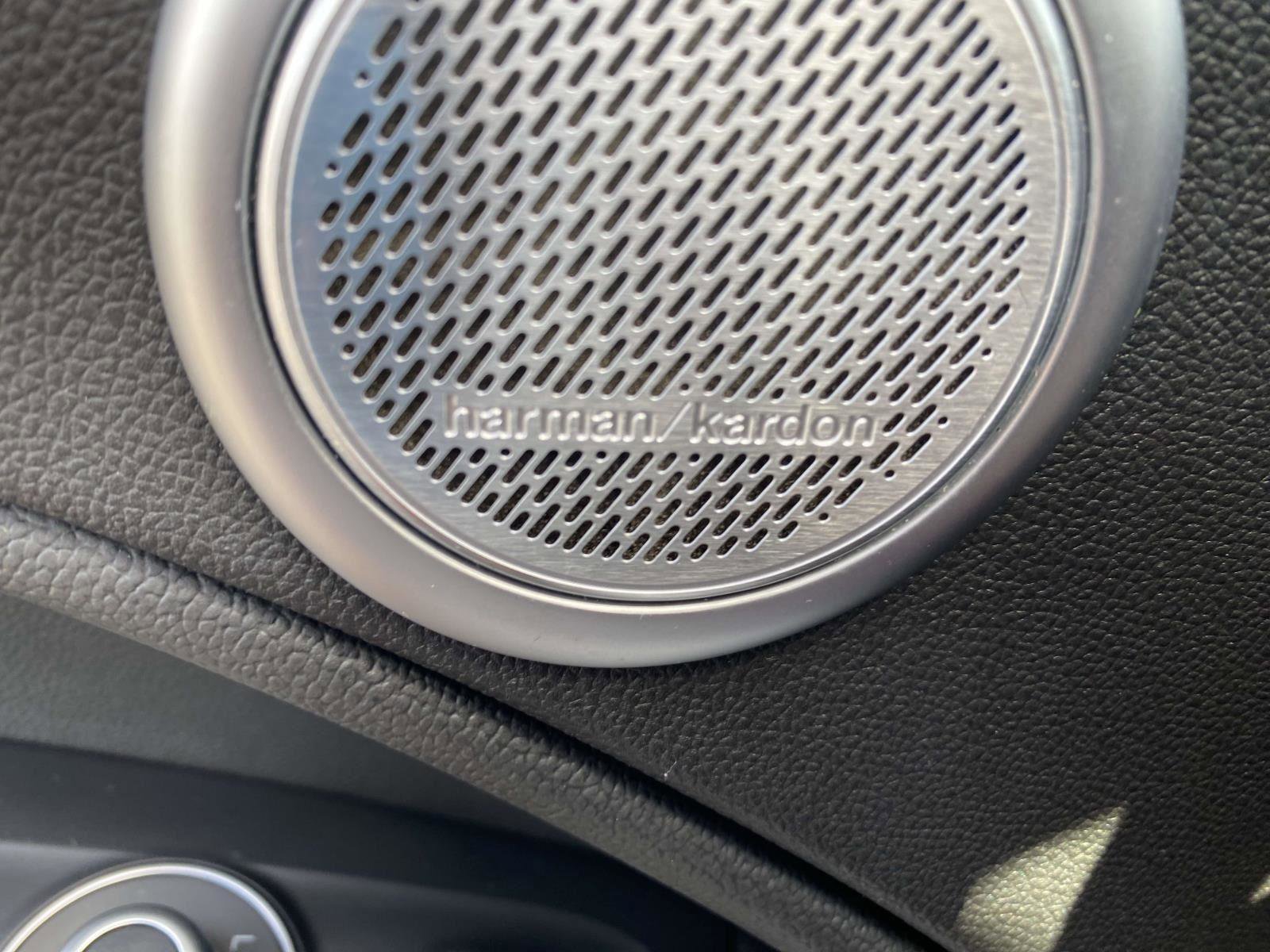 Used 2022 Alfa Romeo Stelvio Veloce image 13