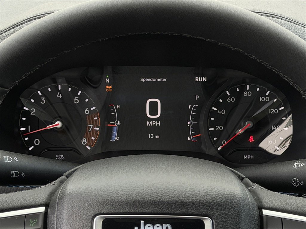 New 2026 Jeep Compass Latitude image 13