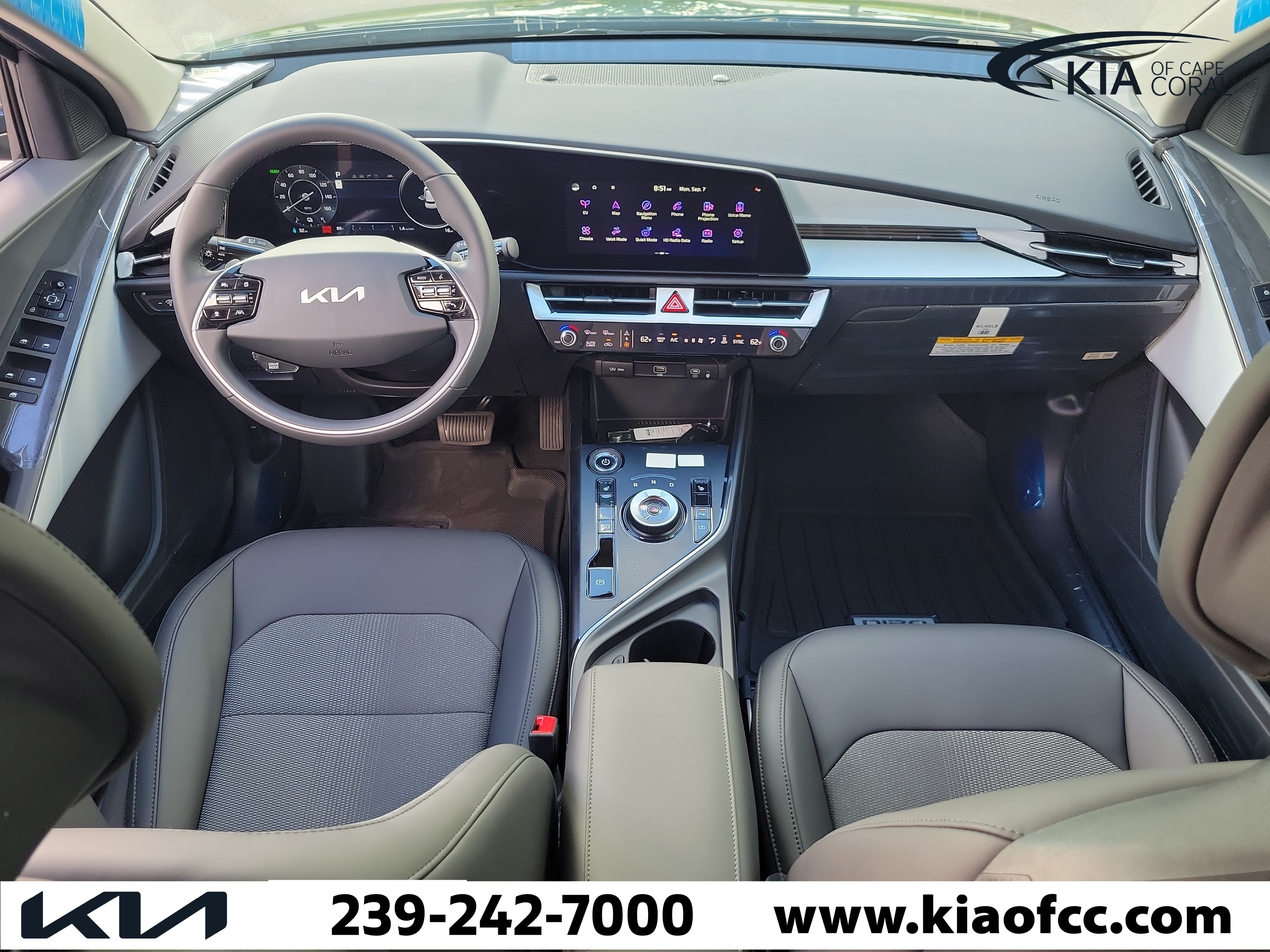 New 2026 Kia Niro Wind FWD image 17