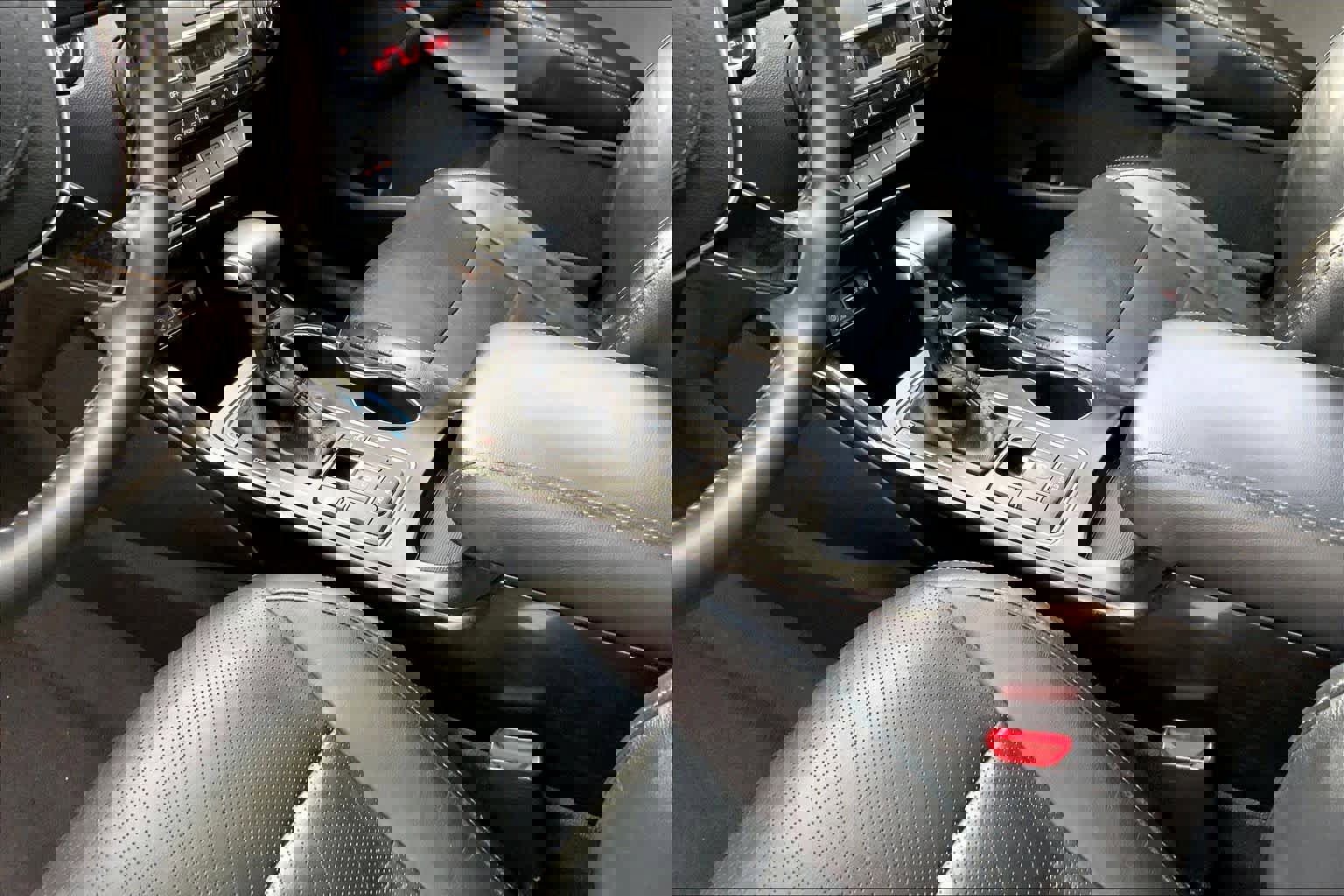 Used 2019 Kia Sorento EX image 16