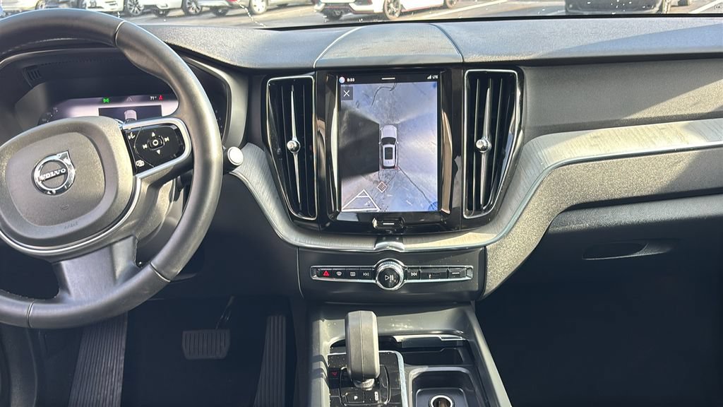 Certified 2025 Volvo XC60 B5 Plus AWD/4WD image 6
