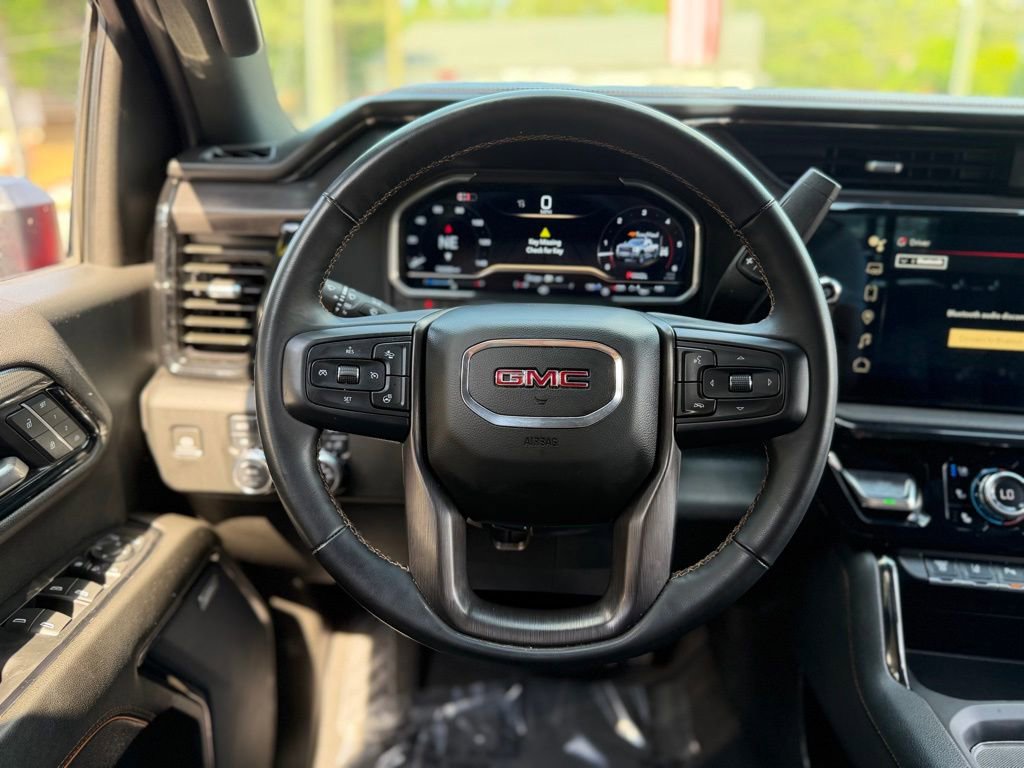 Used 2024 GMC Sierra 2500 AT4 w/ Technology Package AWD/4WD image 44