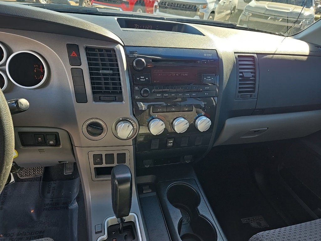 Used 2013 Toyota Tundra 4x4 CrewMax image 31