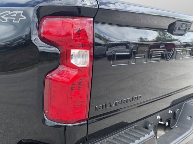 Certified 2025 Chevrolet Silverado 2500 Custom w/ Custom Value Package image 14