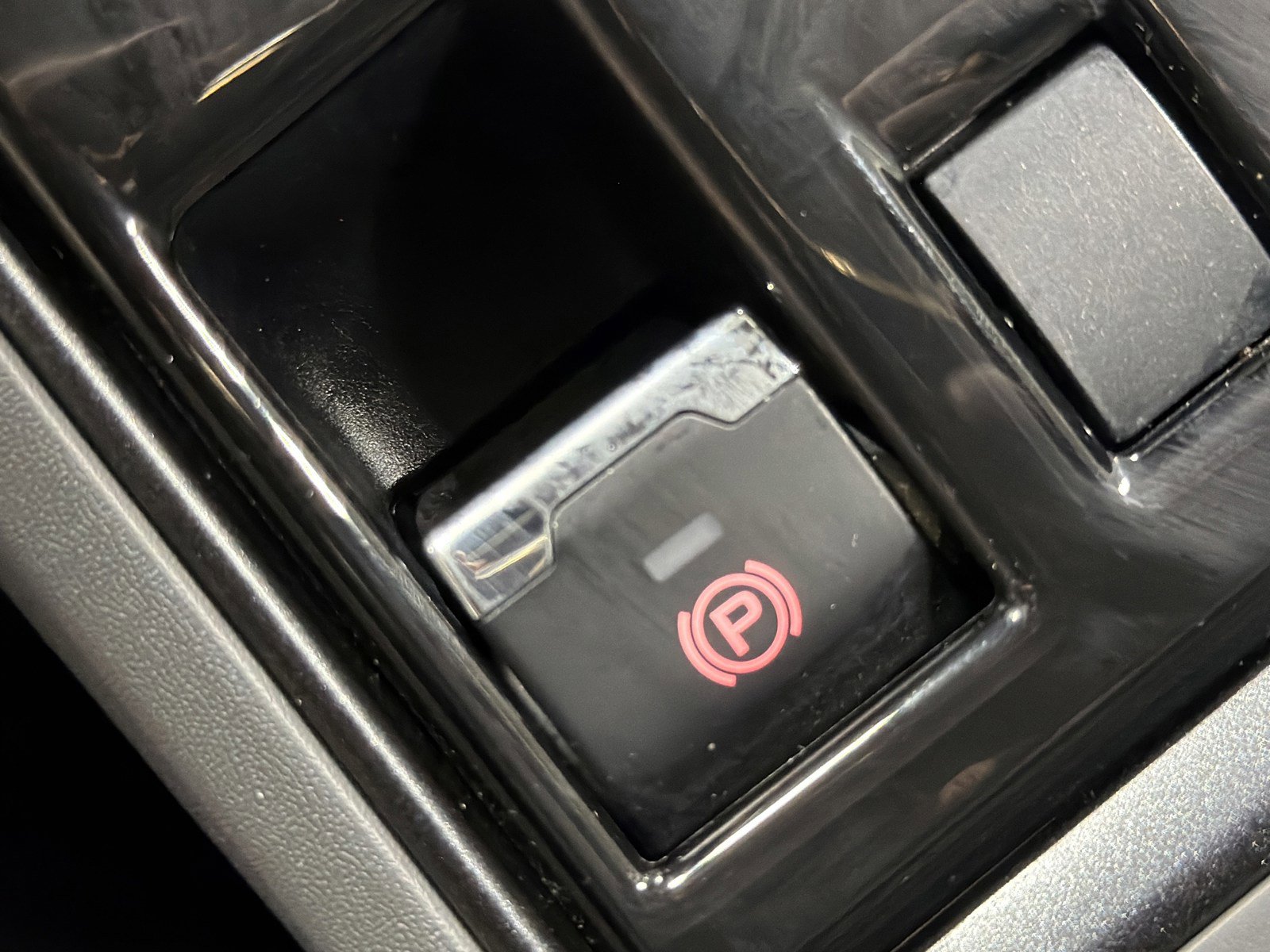 Certified 2025 Subaru Crosstrek 2.5i Limited image 30