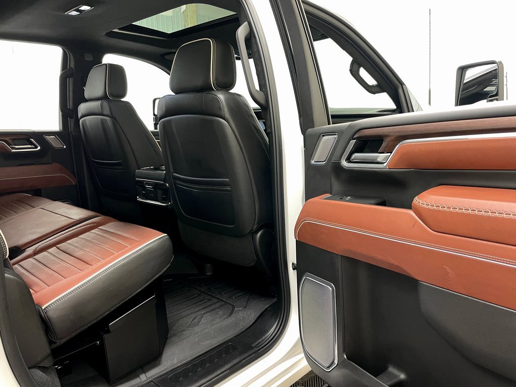 Used 2025 GMC Sierra 2500 Denali Ultimate w/ Max Trailering Package image 48