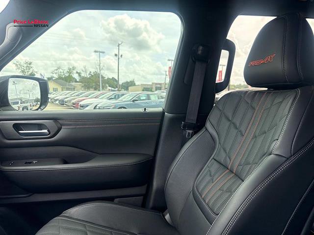 Used 2025 Nissan Armada PRO-4X AWD/4WD image 15