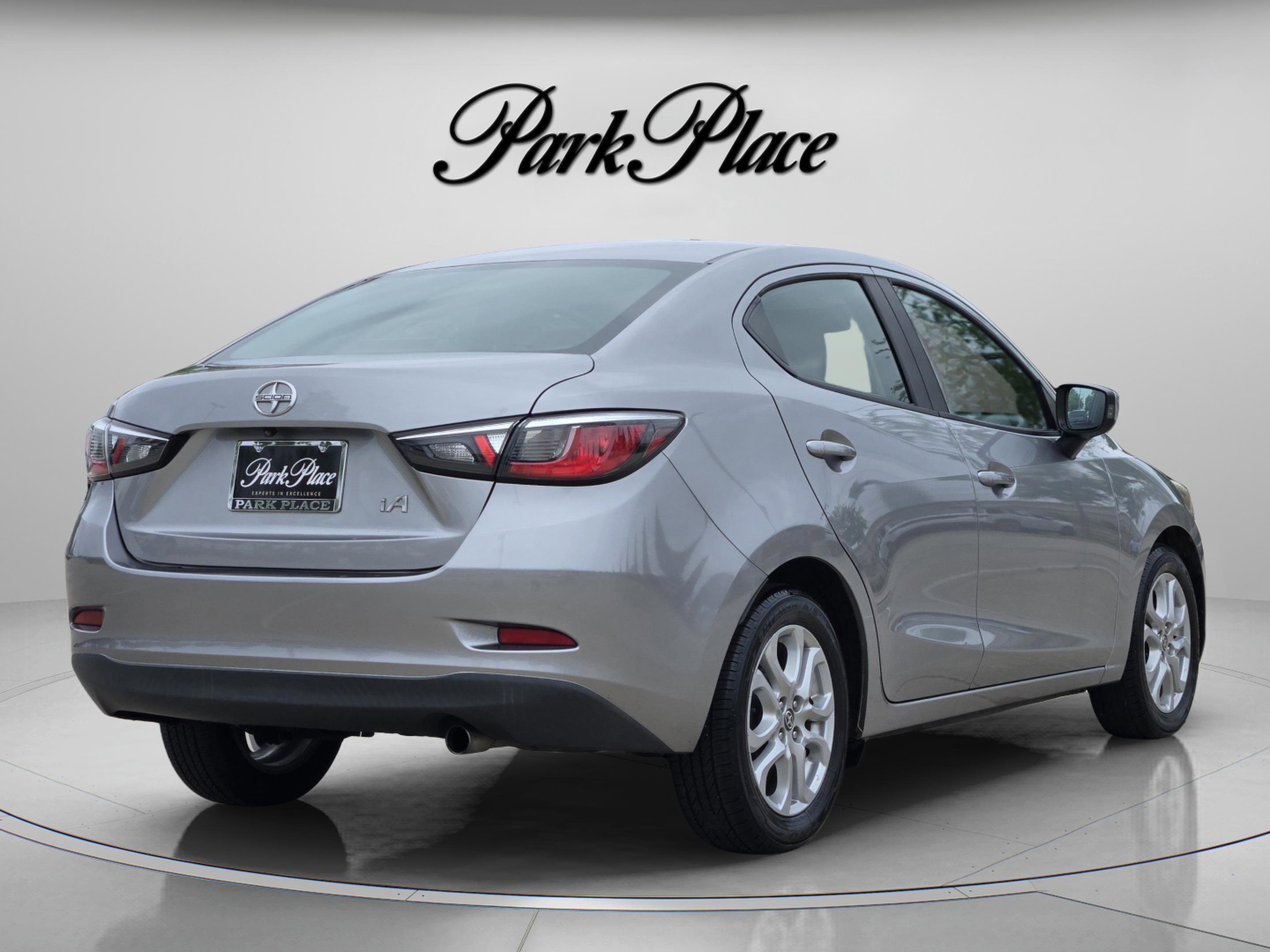 Used 2016 Scion iA image 5