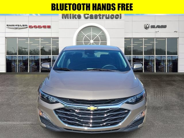 Used 2023 Chevrolet Malibu LT FWD image 2