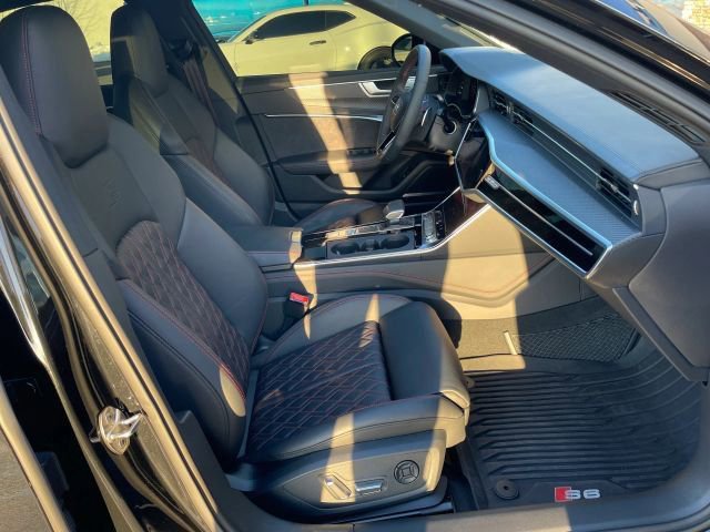 Used 2025 Audi S6 Premium Plus image 39