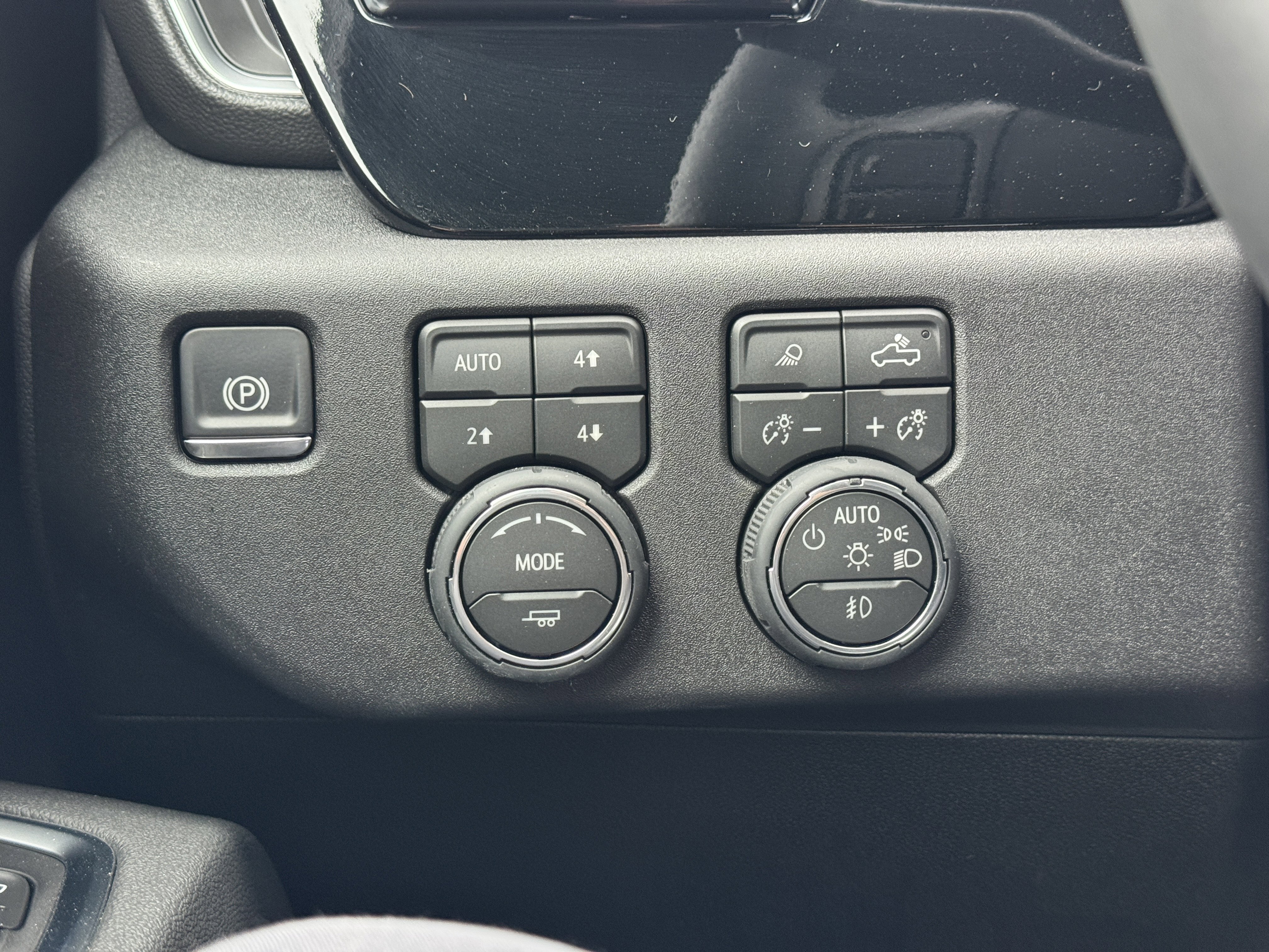 New 2026 Chevrolet Silverado 2500 LTZ w/ LTZ Plus Package image 32