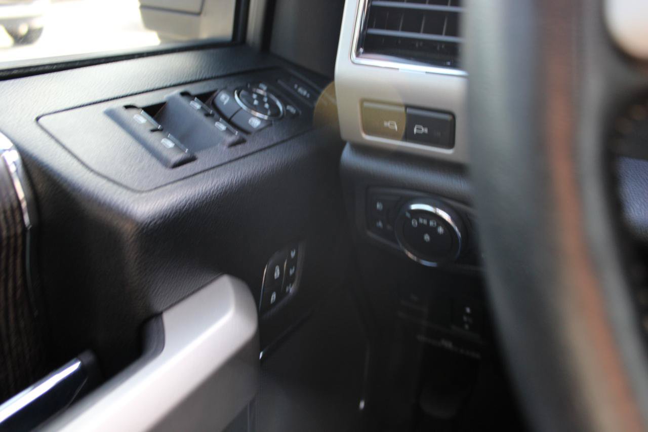 Used 2021 Ford F350 Lariat AWD/4WD image 28