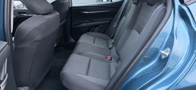 Used 2025 Toyota Camry LE image 11