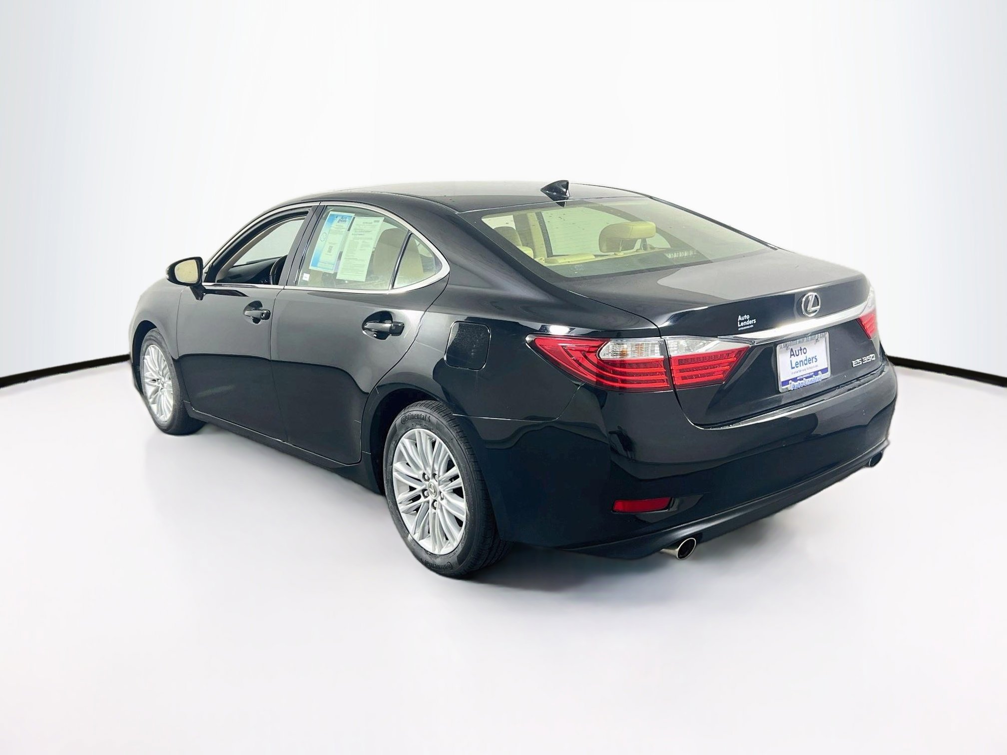 Used 2015 Lexus ES 350 w/ Luxury Package FWD image 7