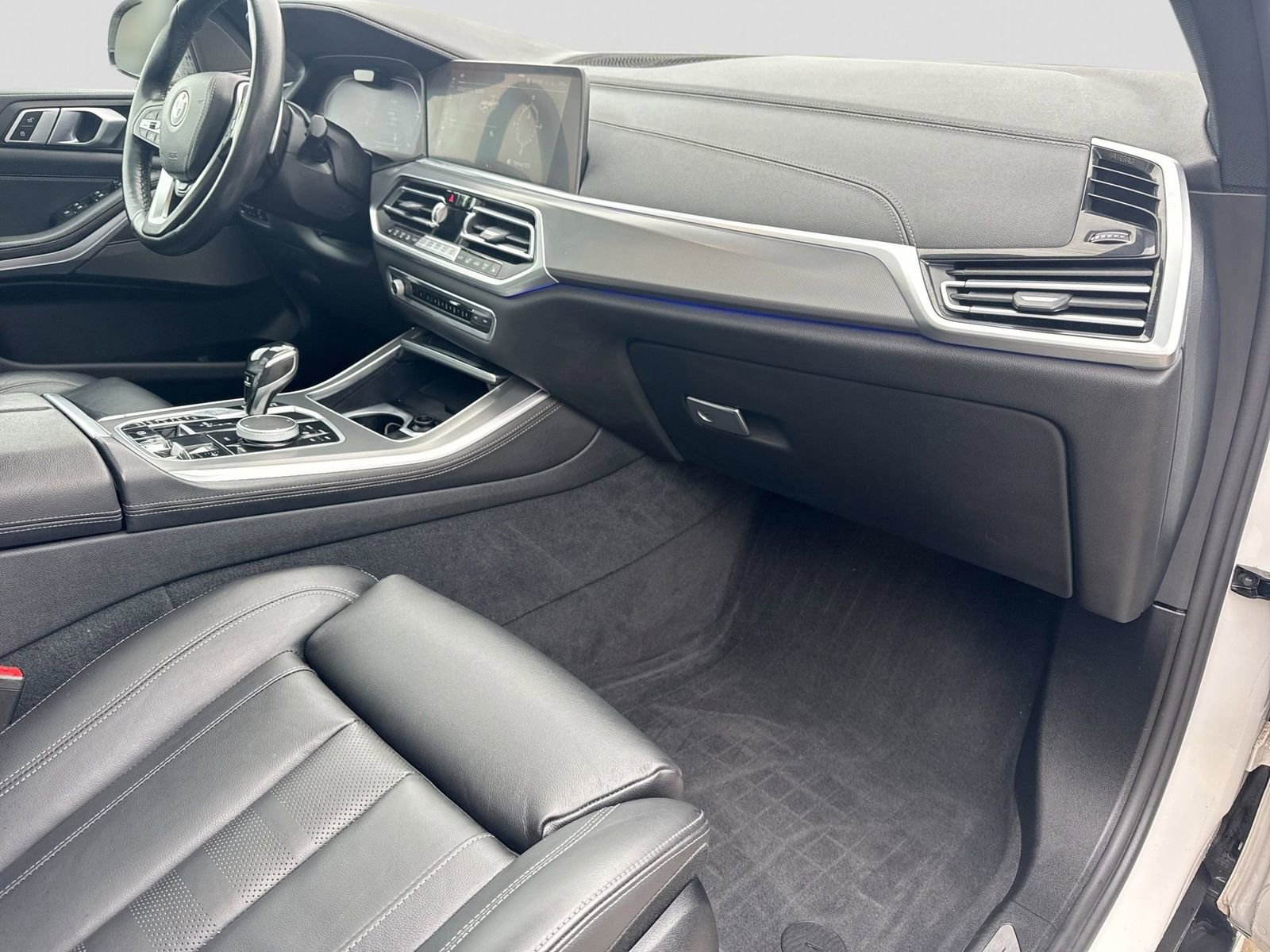 Used 2021 BMW X5 xDrive40i image 8