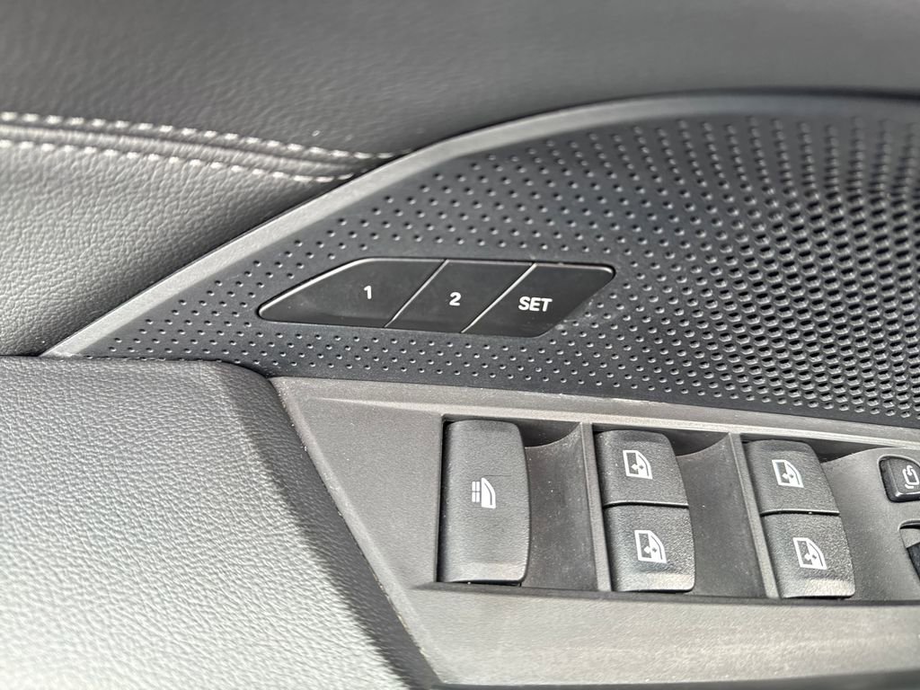 Used 2025 BMW 430i Convertible image 16