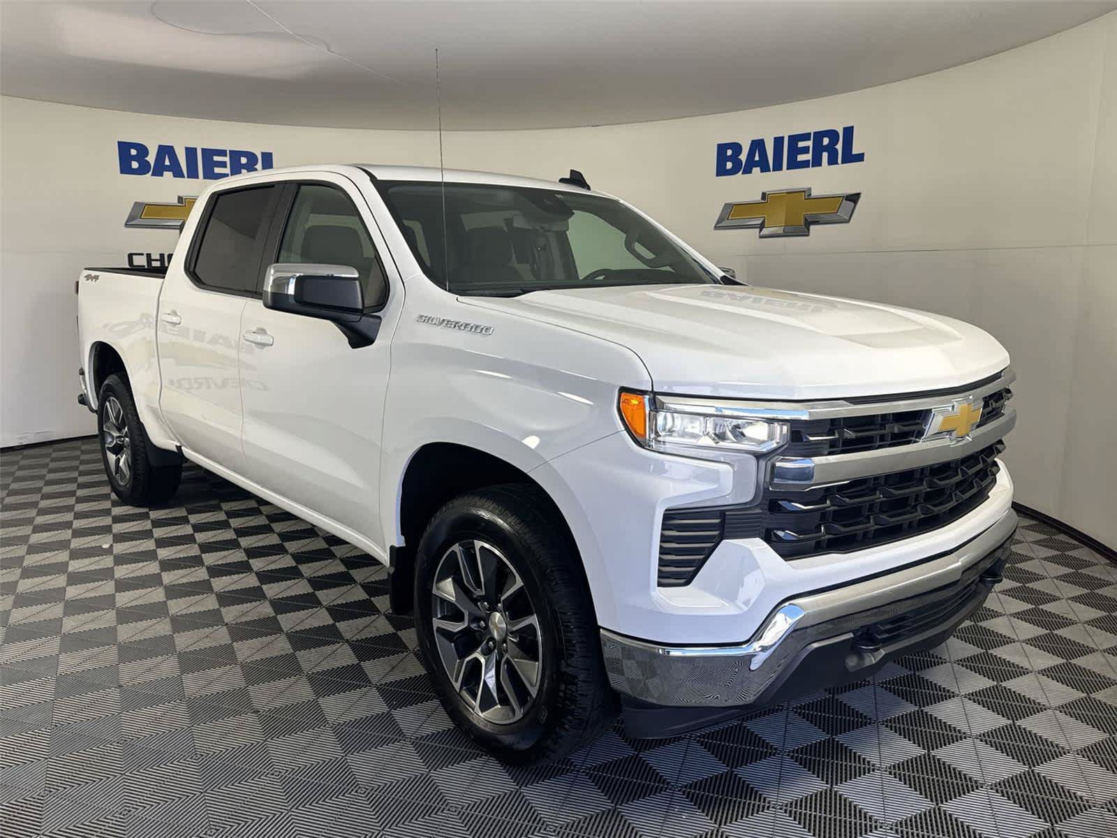 Certified 2024 Chevrolet Silverado 1500 LT AWD/4WD image 7