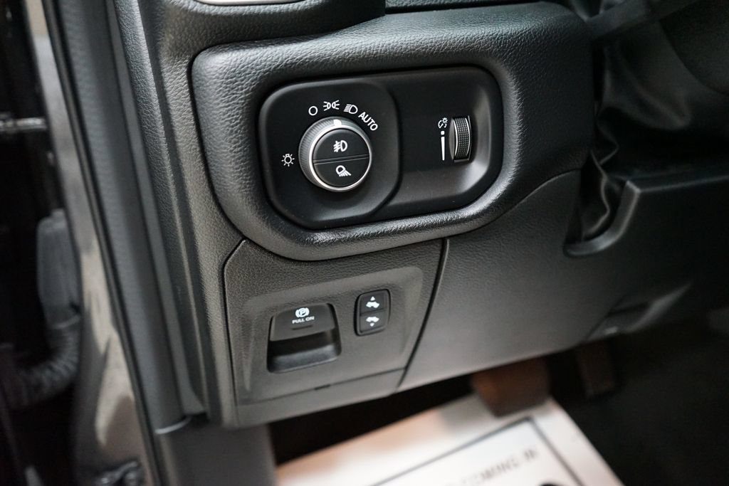 Used 2022 RAM 1500 Big Horn AWD/4WD image 29