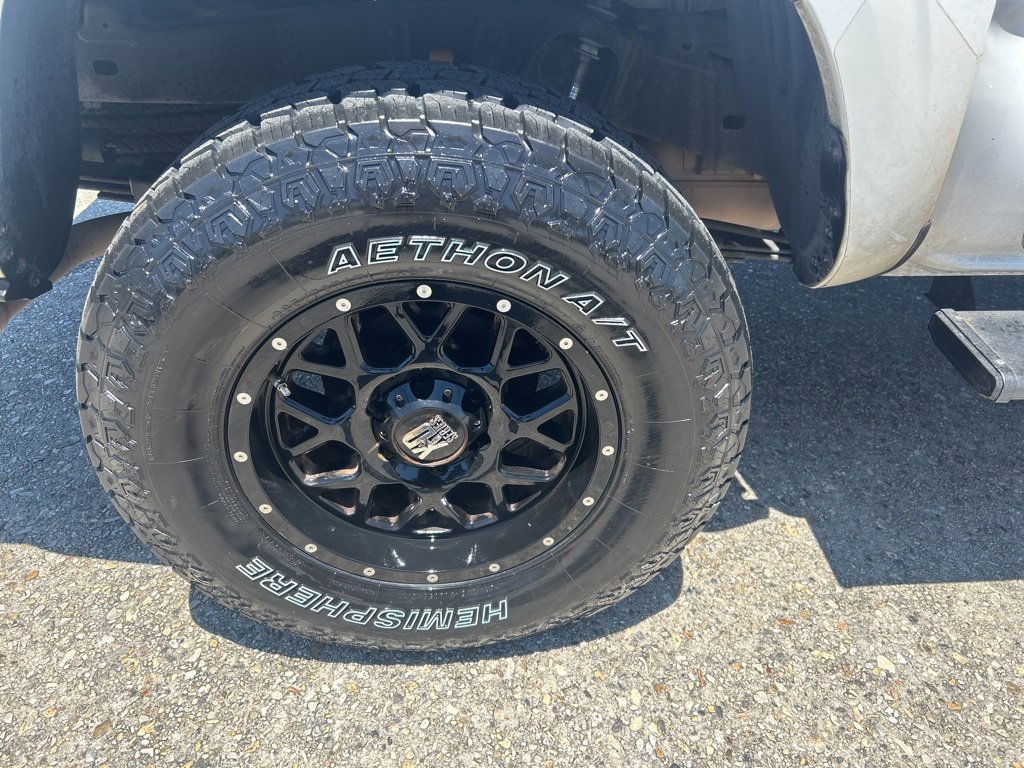 Used 2020 Toyota Tacoma SR5 image 21