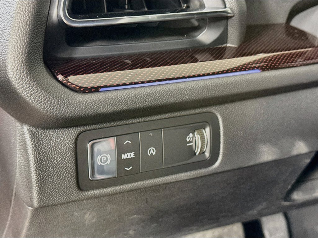 Used 2026 Chevrolet Traverse RS w/ LPO, Floor Liner Package FWD image 12