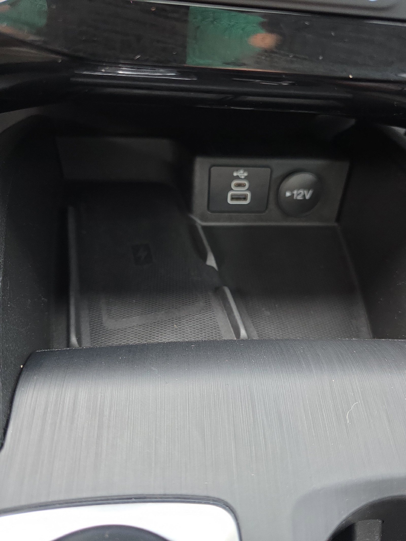 Used 2024 Ford Escape ST-Line Elite w/ Premium Technology Package image 30