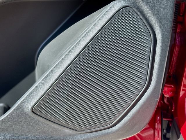 Used 2024 Ford Explorer XLT w/ Equipment Group 202A image 23