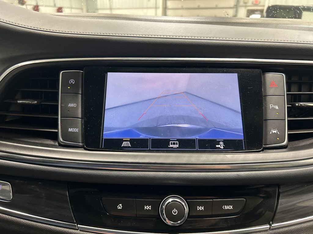 Used 2023 Buick Enclave Essence w/ Sport Touring Edition image 18