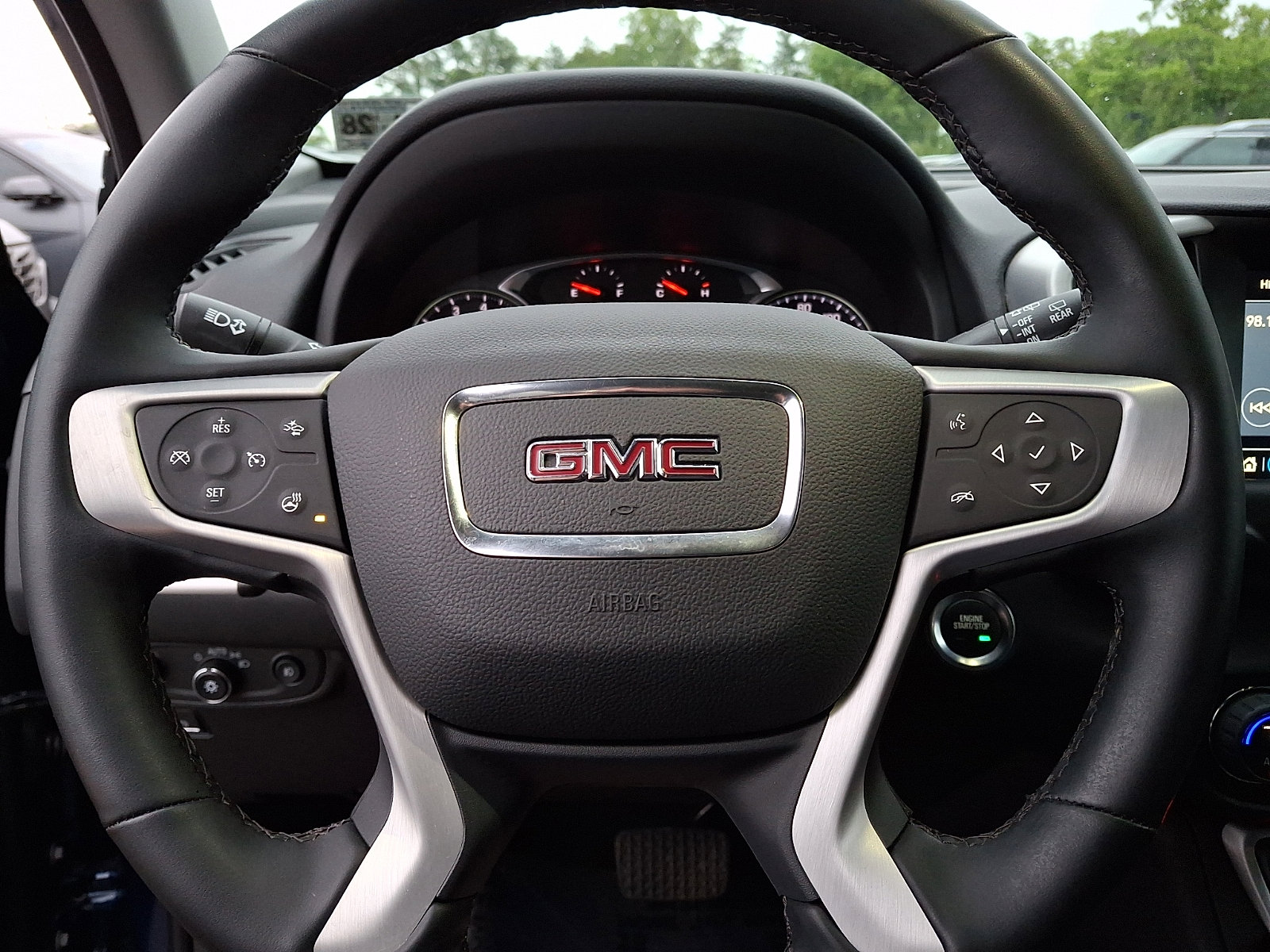 Used 2023 GMC Terrain SLT AWD/4WD image 19