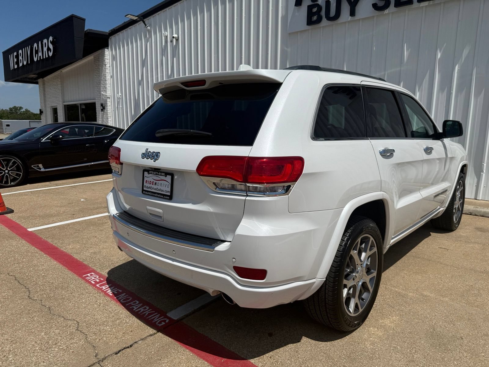 Used 2020 Jeep Grand Cherokee Overland RWD image 7