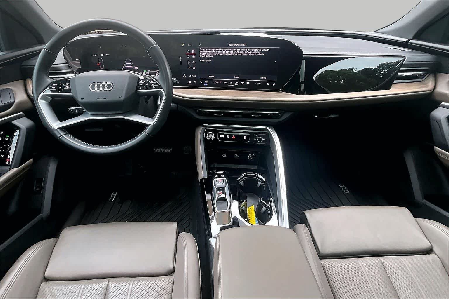 Used 2025 Audi Q5 Premium Plus w/ Premium Plus AWD/4WD image 27