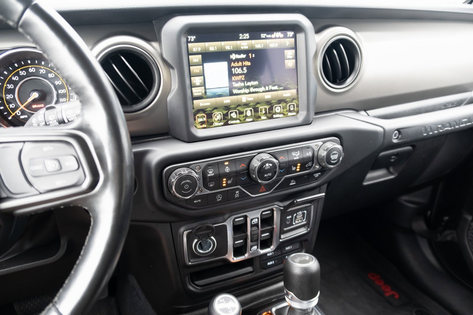 Used 2022 Jeep Wrangler Unlimited Sport w/ Uconnect 4C Nav & Sound Group image 3