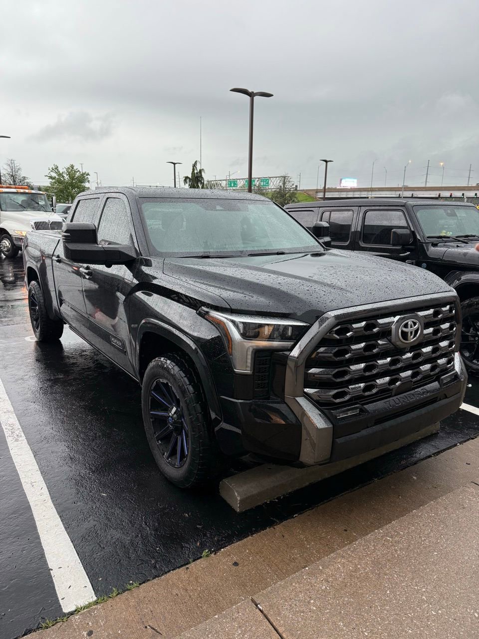 Used 2023 Toyota Tundra Platinum AWD/4WD image 1