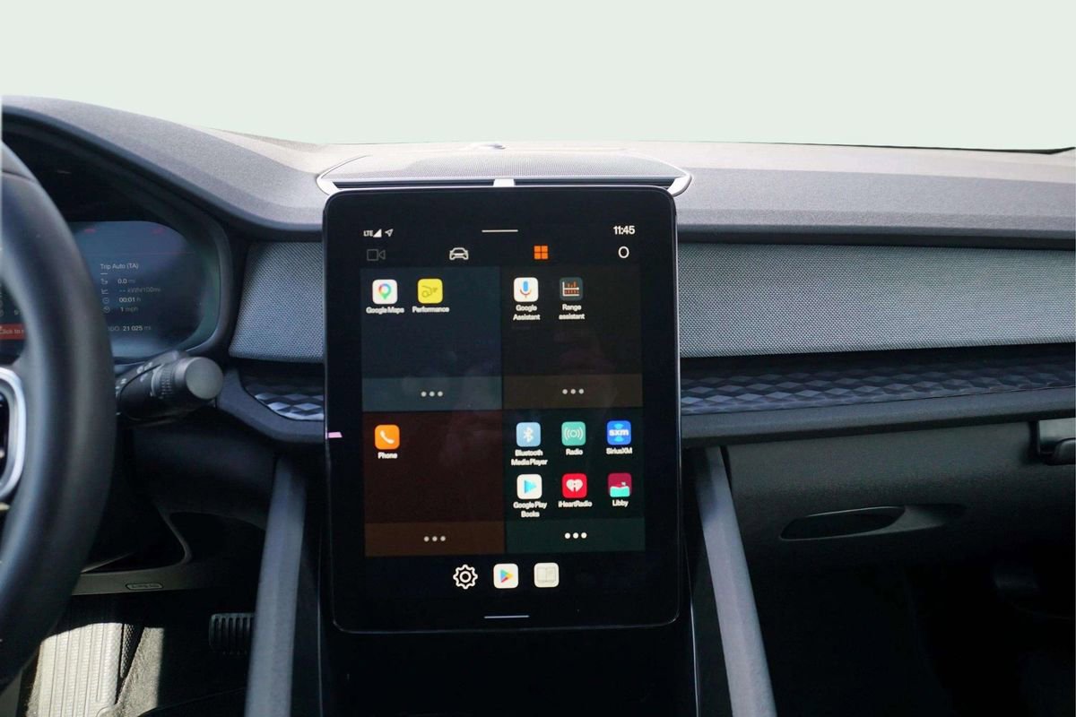 Used 2022 Polestar Polestar 2 image 20