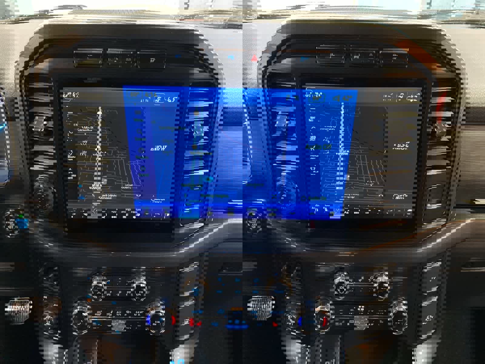 Used 2023 Ford F150 XLT w/ Equipment Group 302A High image 12