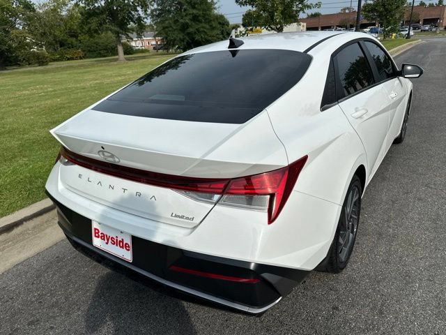 Used 2026 Hyundai Elantra Limited FWD image 19