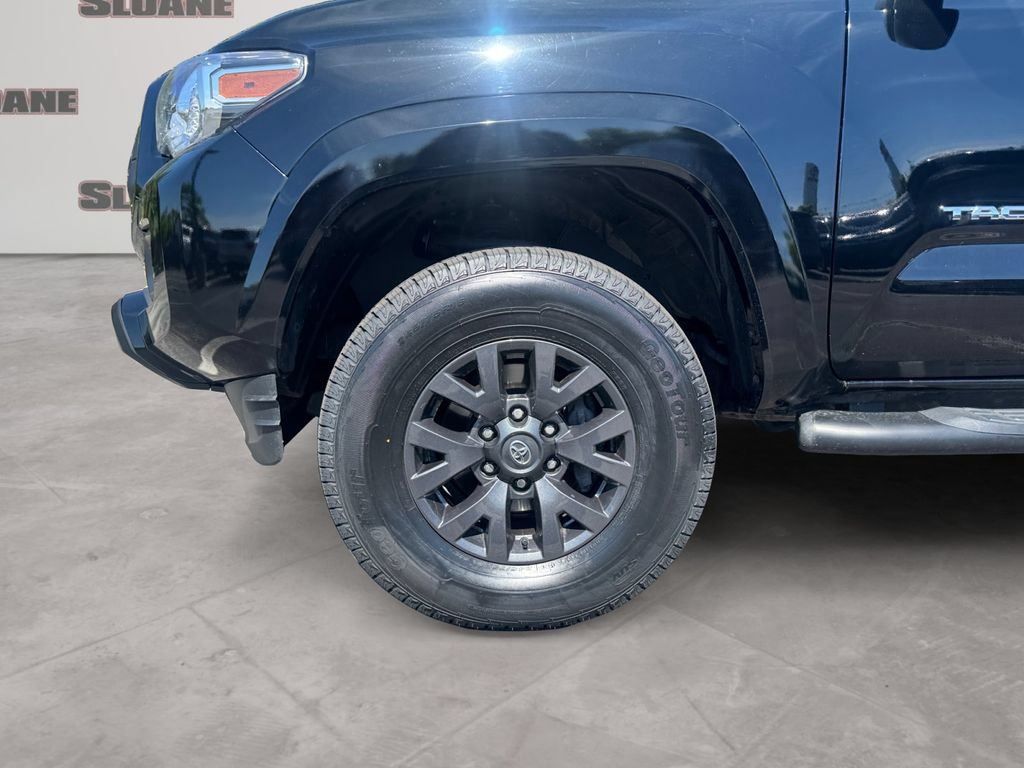 Used 2023 Toyota Tacoma SR5 AWD/4WD image 14
