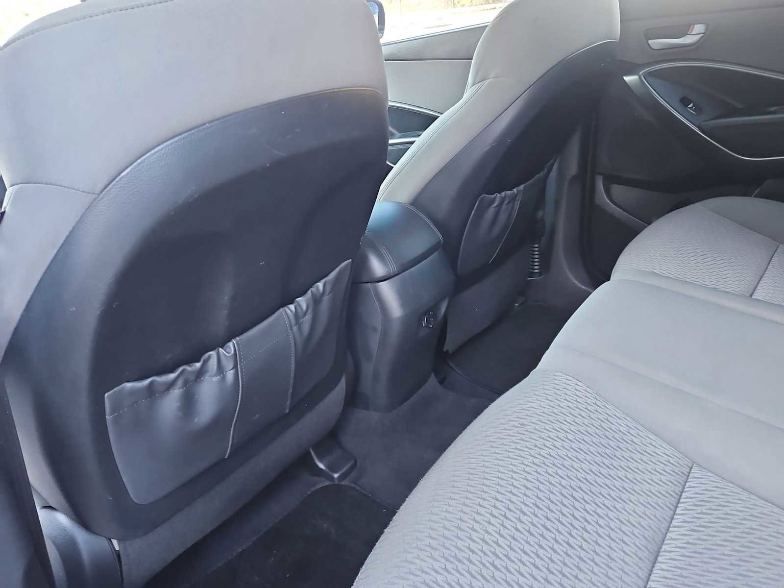 Used 2017 Hyundai Santa Fe Sport image 16