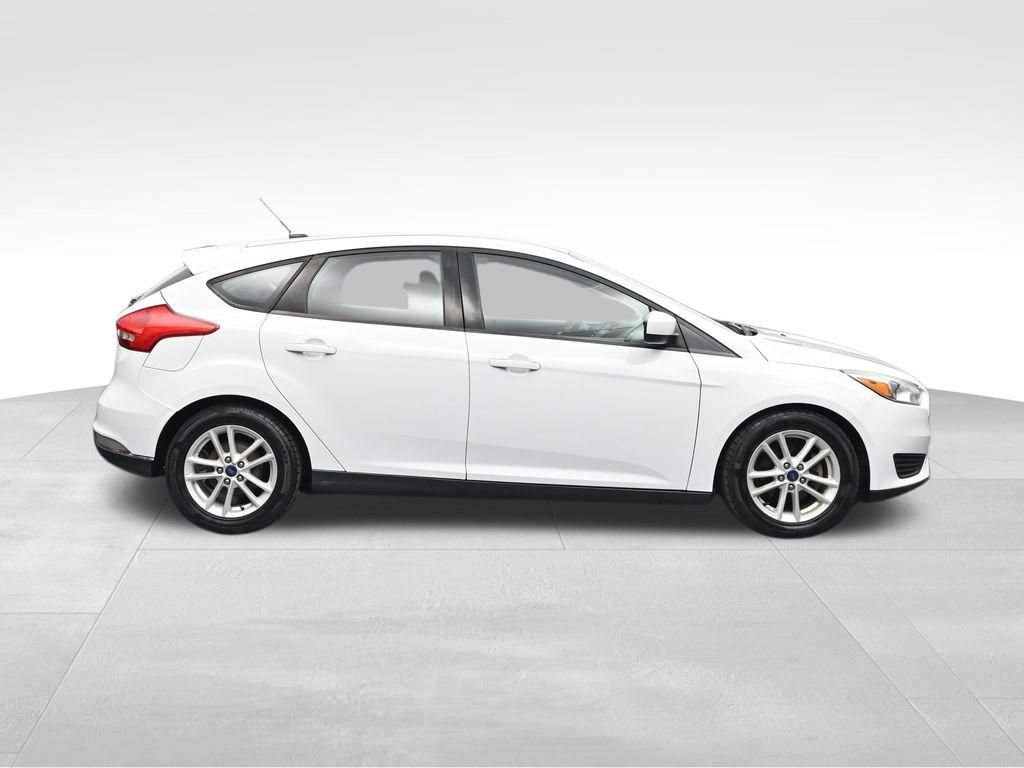Used 2018 Ford Focus SE FWD image 6