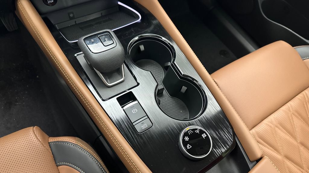 New 2026 Nissan Rogue Platinum image 13