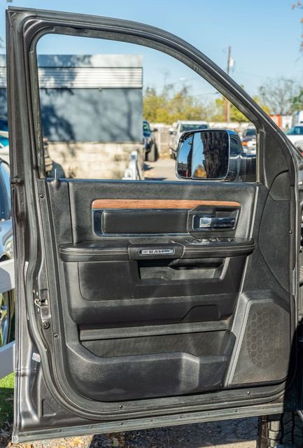 Used 2014 RAM 3500 Laramie image 17