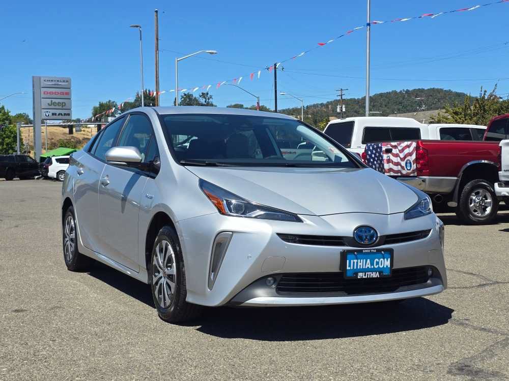 Used 2020 Toyota Prius LE AWD/4WD image 8