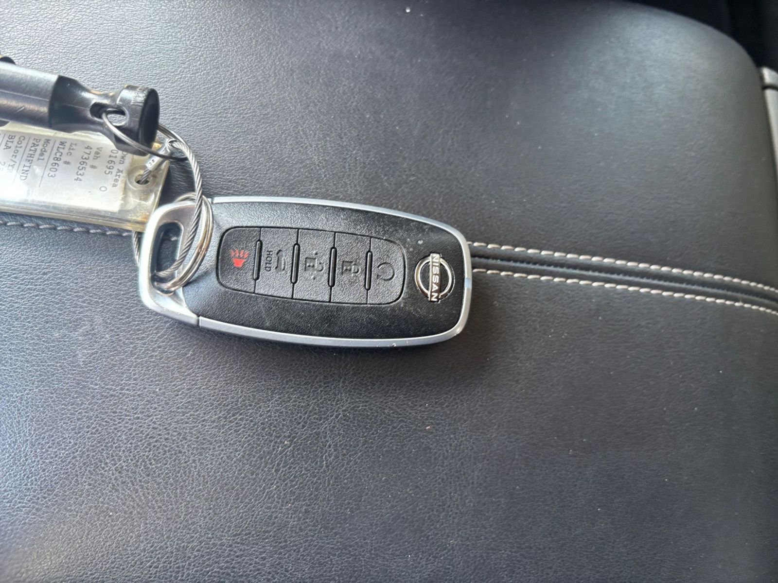 Used 2025 Nissan Pathfinder SV FWD image 27